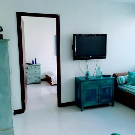 Con Excelente Vista Al Mar Dos Alcobas Morros Apartamento *